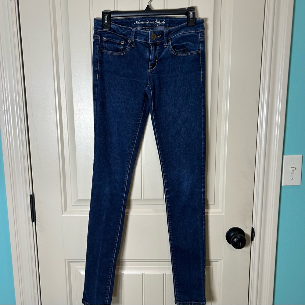 American Eagle Outfitters Women’s Stretch Jeans, Dark Blue Denim, size 6